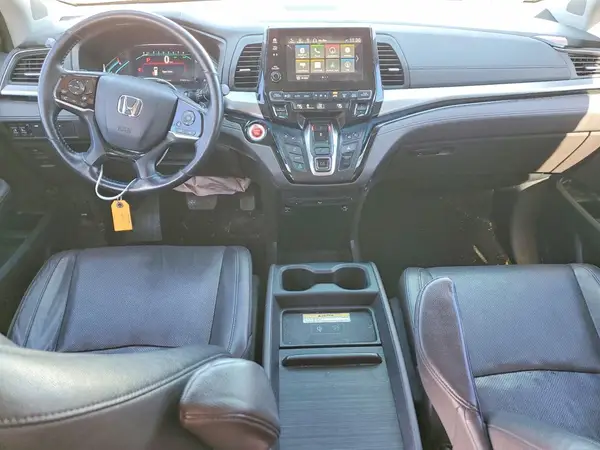 5FNRL6H90JB005478 2018 HONDA ODYSSEY - Image 8