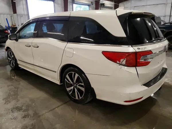 5FNRL6H90JB011703 2018 HONDA ODYSSEY - Image 2