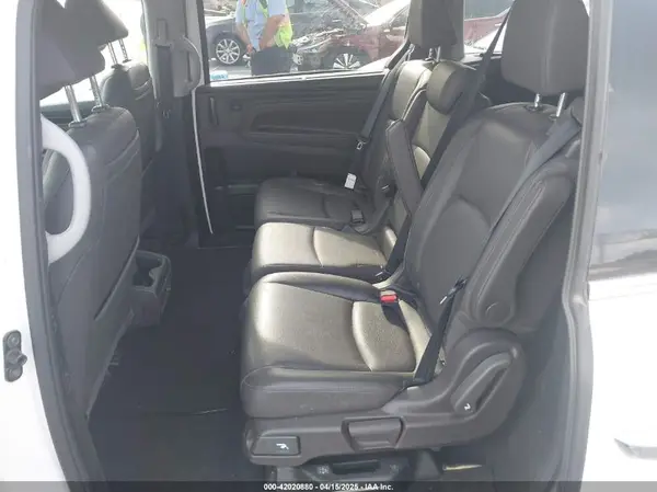 5FNRL6H90JB024046 2018 HONDA ODYSSEY - Image 8