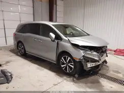 5FNRL6H90JB048332 2018 HONDA ODYSSEY