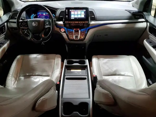 5FNRL6H90JB058519 2018 HONDA ODYSSEY - Image 8