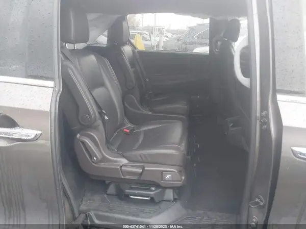 5FNRL6H90JB059167 2018 HONDA ODYSSEY - Image 8