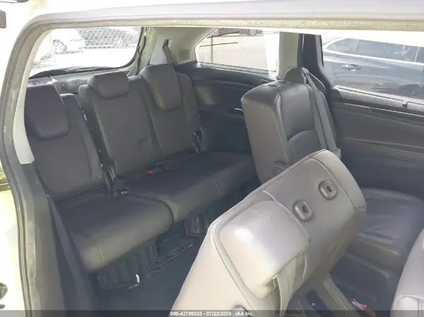 5FNRL6H90JB097160 2018 HONDA ODYSSEY - Image 8