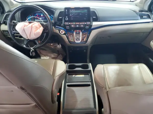 5FNRL6H90JB103748 2018 HONDA ODYSSEY - Image 8