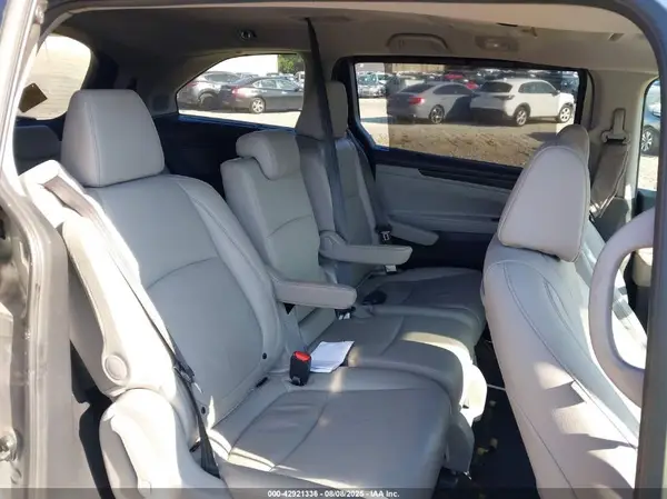 5FNRL6H90KB109454 2019 HONDA ODYSSEY - Image 8