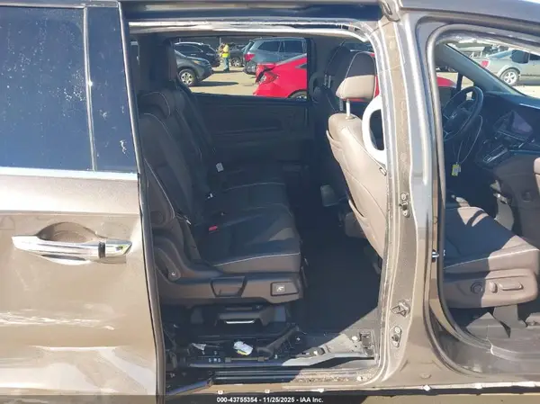 5FNRL6H90NB066674 2022 HONDA ODYSSEY - Image 8