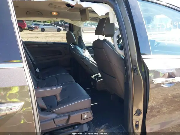 5FNRL6H90PB030132 2023 HONDA ODYSSEY - Image 8