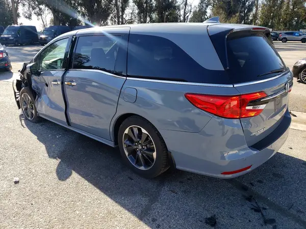 5FNRL6H90PB057136 2023 HONDA ODYSSEY - Image 2