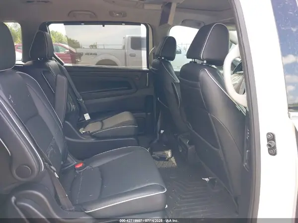 5FNRL6H90PB069609 2023 HONDA ODYSSEY - Image 8
