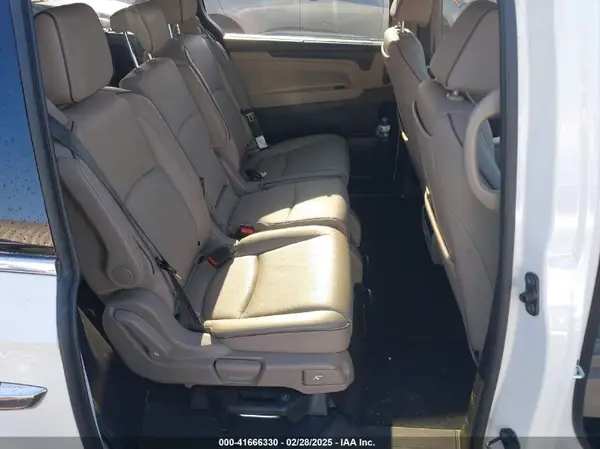 5FNRL6H90RB028139 2024 HONDA ODYSSEY - Image 8