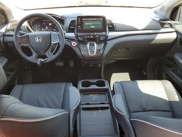 5FNRL6H90RB042915 2024 HONDA ODYSSEY - Image 8