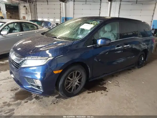 5FNRL6H91JB000239 2018 HONDA ODYSSEY - Image 2