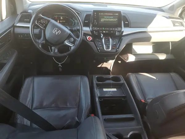 5FNRL6H91JB005229 2018 HONDA ODYSSEY - Image 8