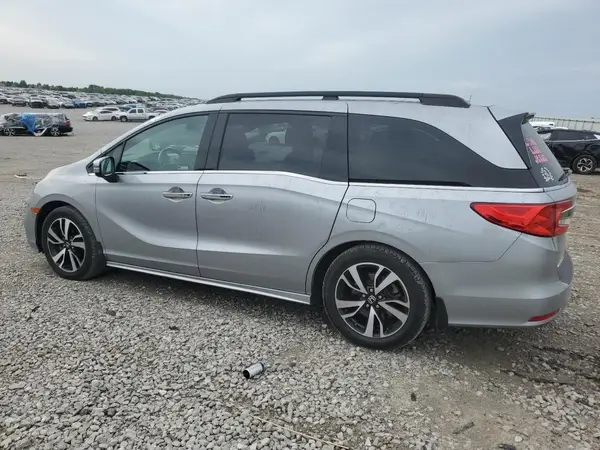 5FNRL6H91JB058352 2018 HONDA ODYSSEY - Image 2