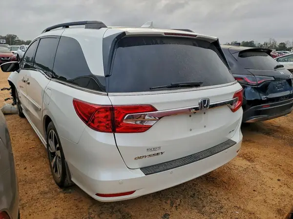 5FNRL6H91JB065270 2018 HONDA ODYSSEY - Image 2