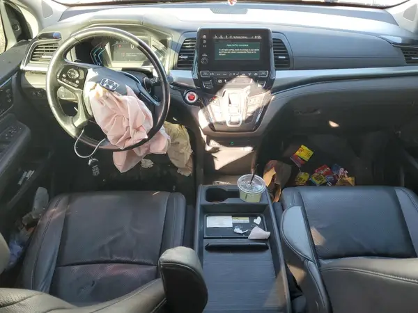5FNRL6H91JB065270 2018 HONDA ODYSSEY - Image 8