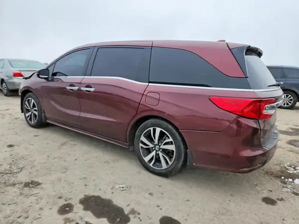 5FNRL6H91JB067455 2018 HONDA ODYSSEY - Image 2