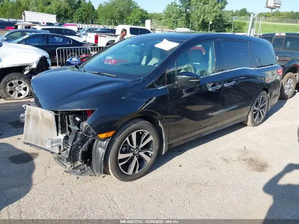 5FNRL6H91JB071814 2018 HONDA ODYSSEY - Image 2