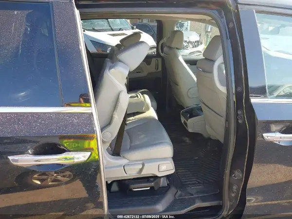 5FNRL6H91JB071814 2018 HONDA ODYSSEY - Image 8