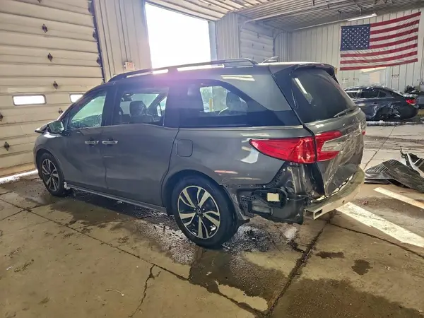 5FNRL6H91JB071960 2018 HONDA ODYSSEY - Image 2