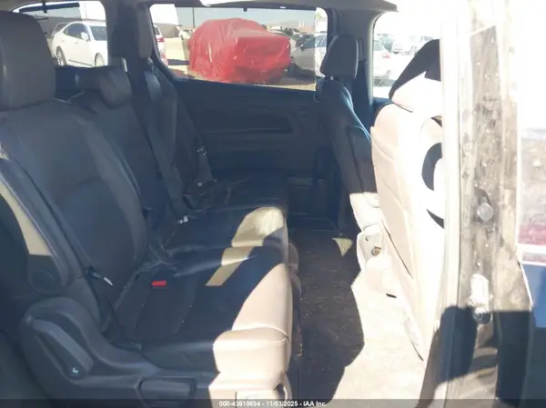 5FNRL6H91JB091366 2018 HONDA ODYSSEY - Image 8
