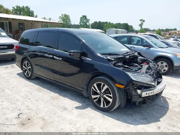 5FNRL6H91JB109378 2018 HONDA ODYSSEY - Image 1