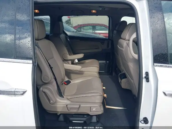 5FNRL6H91NB040519 2022 HONDA ODYSSEY - Image 8