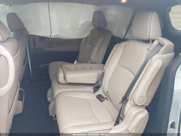 5FNRL6H91PB008270 2023 HONDA ODYSSEY - Image 8