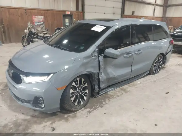 5FNRL6H91SB019052 2025 HONDA ODYSSEY - Image 2