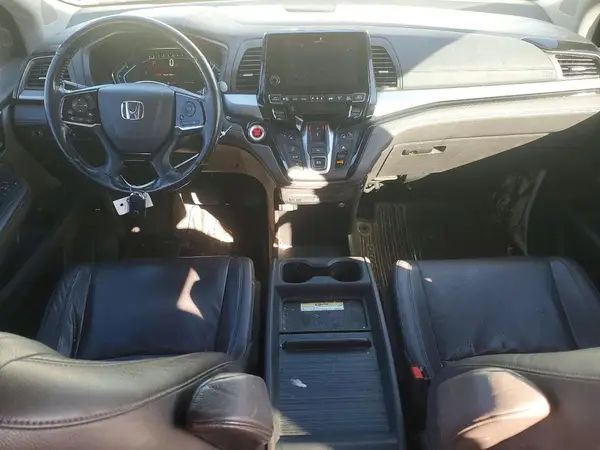 5FNRL6H92JB001352 2018 HONDA ODYSSEY - Image 8