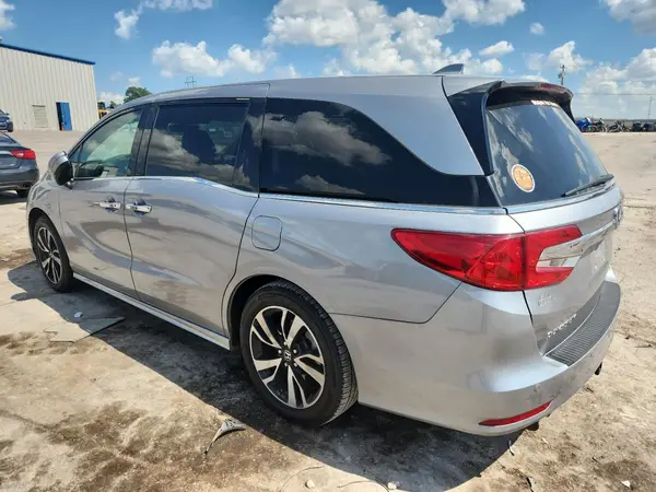 5FNRL6H92JB002873 2018 HONDA ODYSSEY - Image 2