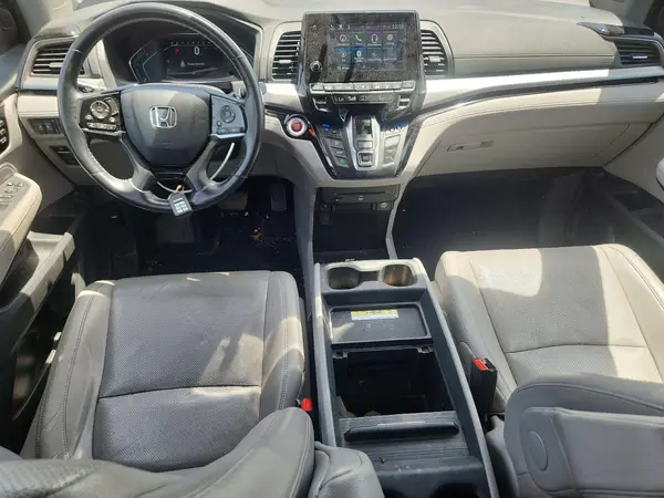5FNRL6H92JB013548 2018 HONDA ODYSSEY - Image 8