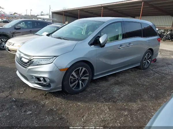 5FNRL6H92JB030057 2018 HONDA ODYSSEY - Image 2