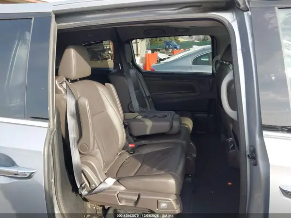 5FNRL6H92JB030057 2018 HONDA ODYSSEY - Image 8