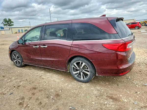 5FNRL6H92JB049739 2018 HONDA ODYSSEY - Image 2