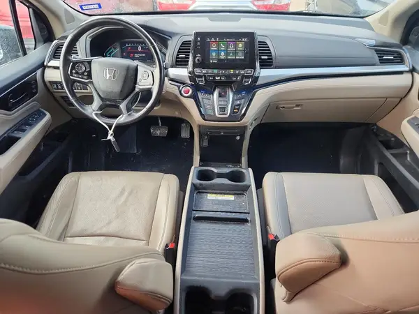 5FNRL6H92JB049739 2018 HONDA ODYSSEY - Image 8