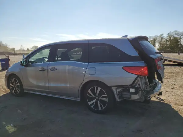5FNRL6H92JB058361 2018 HONDA ODYSSEY - Image 2