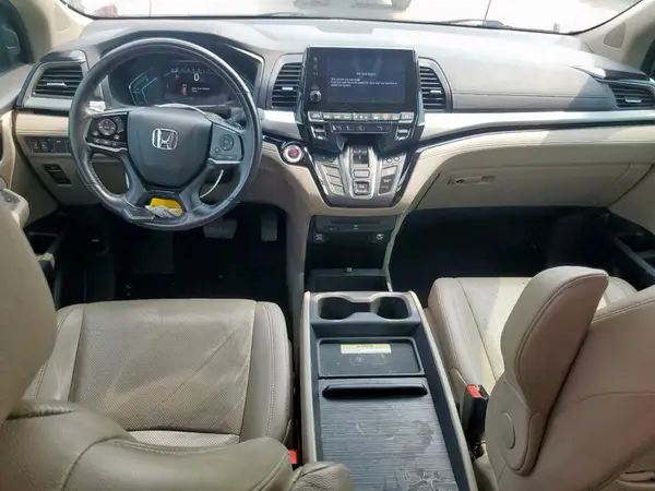 5FNRL6H92JB066024 2018 HONDA ODYSSEY - Image 8