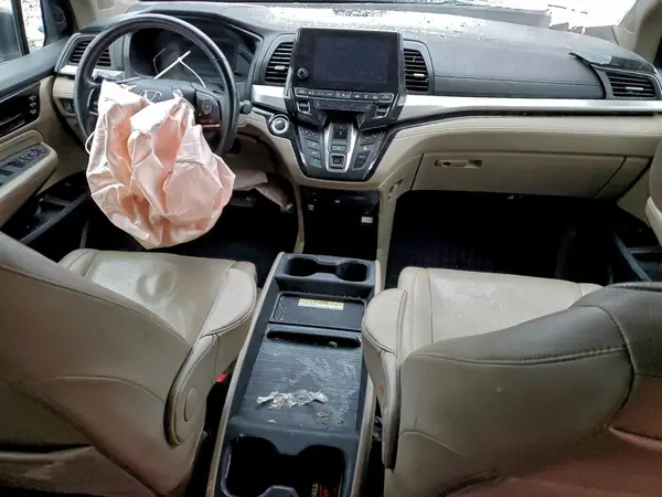 5FNRL6H92JB075595 2018 HONDA ODYSSEY - Image 8
