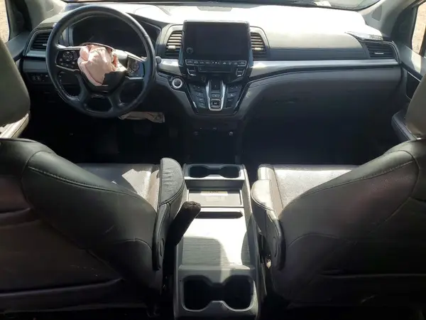 5FNRL6H92JB105212 2018 HONDA ODYSSEY - Image 8