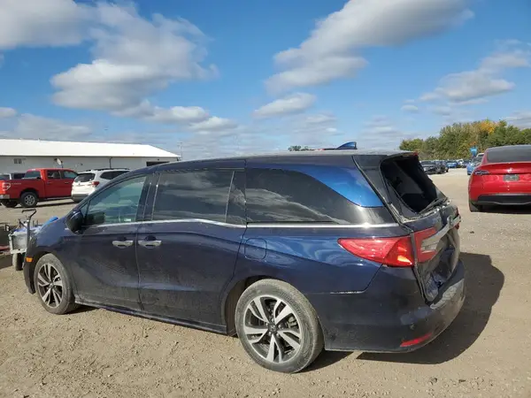 5FNRL6H92JB107025 2018 HONDA ODYSSEY - Image 2