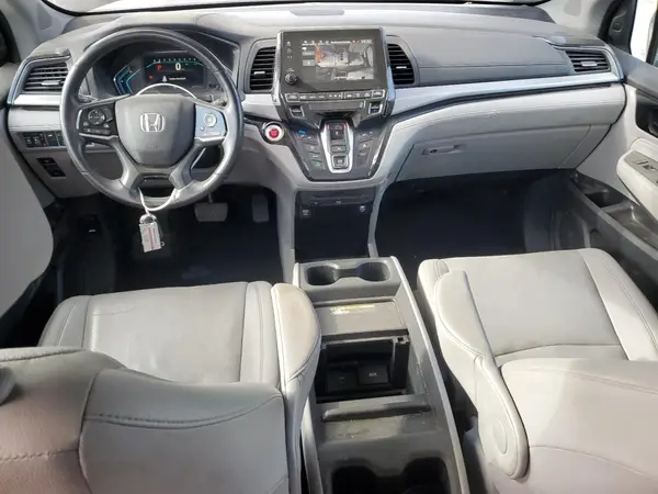 5FNRL6H92JB107025 2018 HONDA ODYSSEY - Image 8