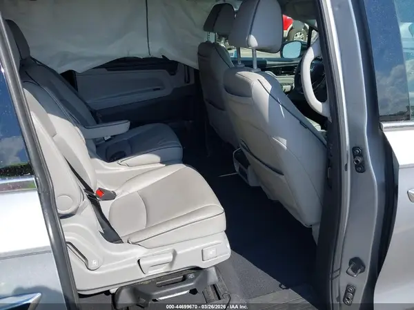 5FNRL6H92NB003074 2022 HONDA ODYSSEY - Image 8