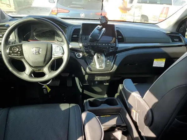5FNRL6H92RB017272 2024 HONDA ODYSSEY - Image 8