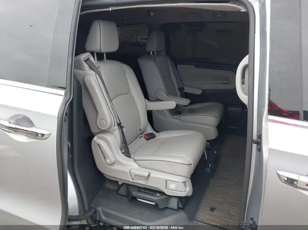 5FNRL6H92RB051003 2024 HONDA ODYSSEY - Image 8