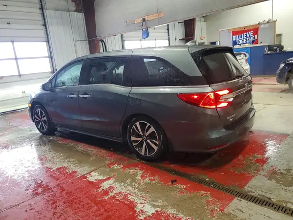 5FNRL6H93JB010058 2018 HONDA ODYSSEY - Image 2