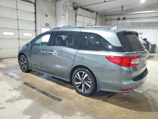 5FNRL6H93JB010092 2018 HONDA ODYSSEY - Image 2