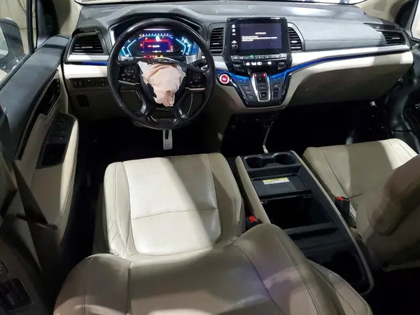 5FNRL6H93JB010092 2018 HONDA ODYSSEY - Image 8