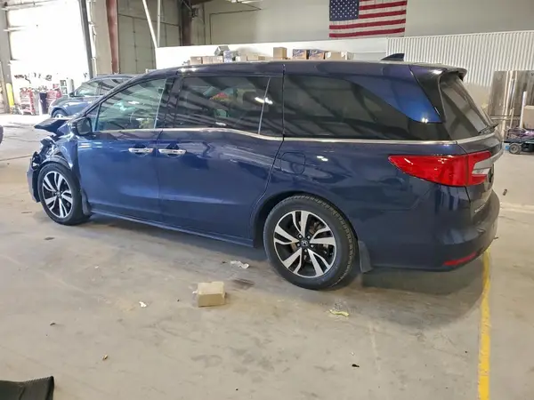 5FNRL6H93JB012926 2018 HONDA ODYSSEY - Image 2