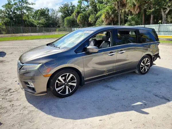 5FNRL6H93JB018984 2018 HONDA ODYSSEY - Image 1